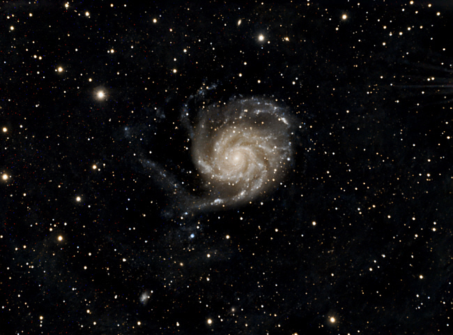 Mit dem Astrographen Messier 101 eingefangen