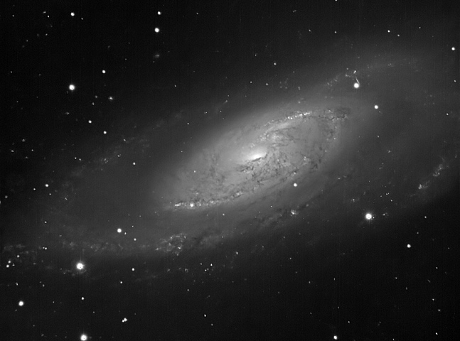Messier 106 – eine große Spiralgalaxie am Nordhimmel