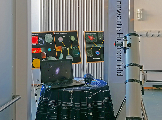 Infostand beim Stadtteilfest Huchenfeld