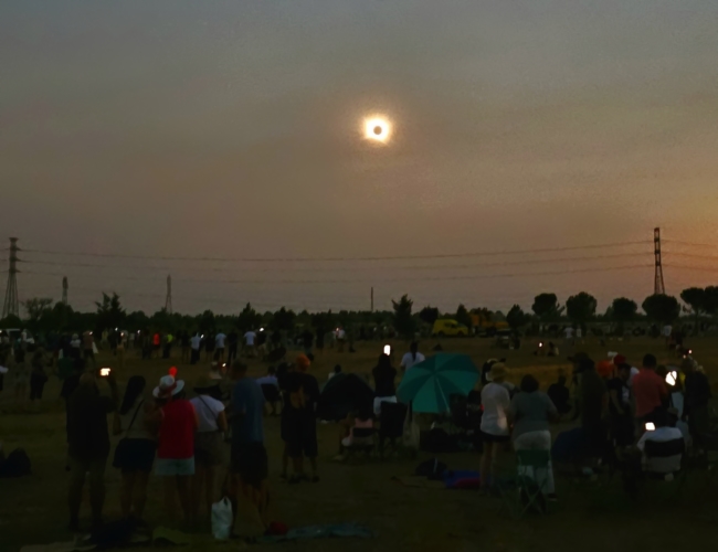 Exkursion eines Beobachterteams zur totalen Sonnenfinsternis in Spanien