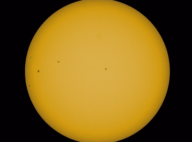 Sonne weiterhin nur schwach aktiv